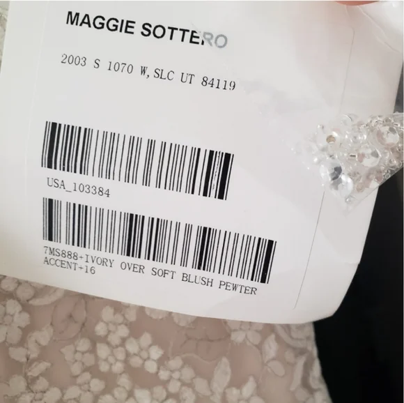 New Maggie Sottero Wedding Dress style 7MS888 Size 16